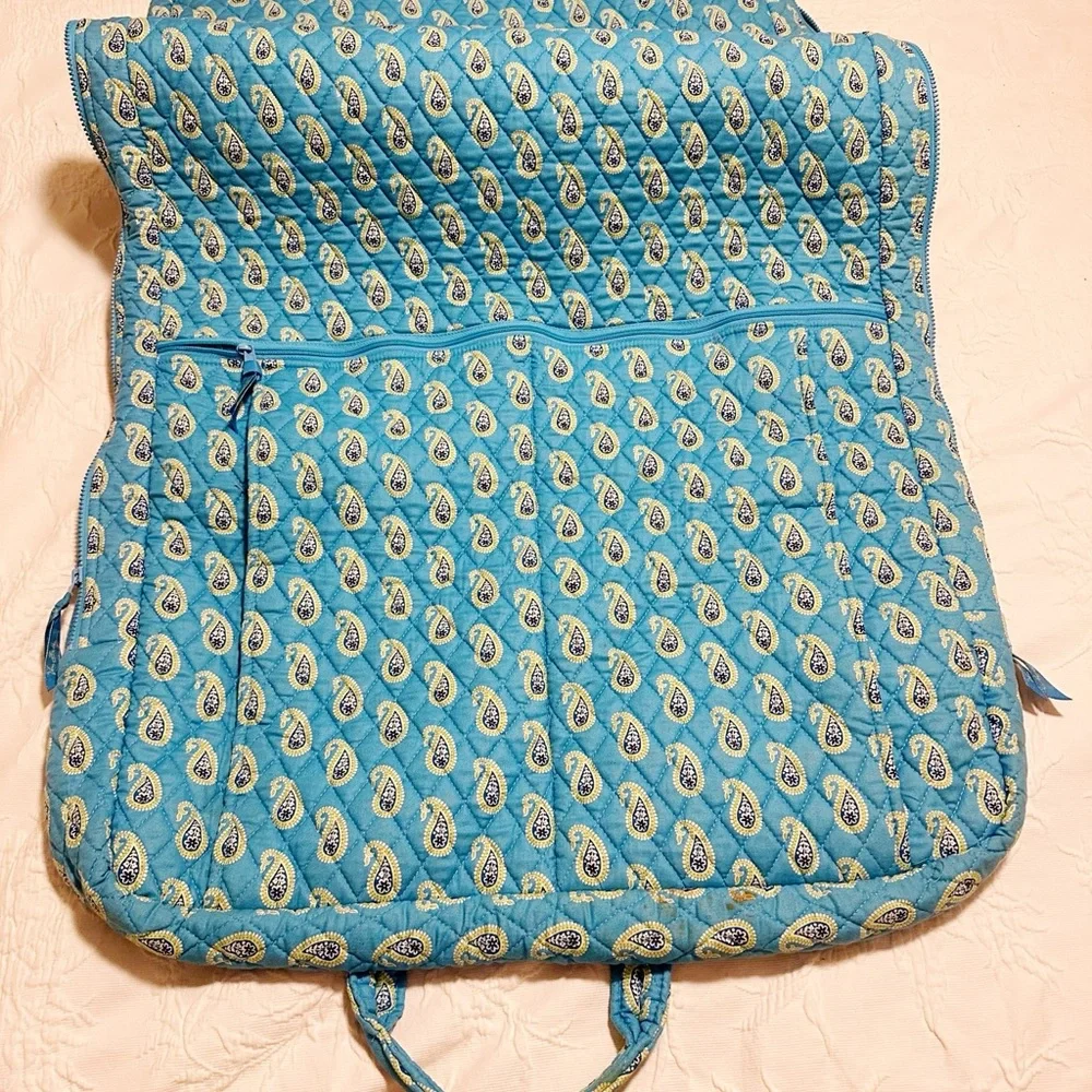 Vera Bradley Bermuda Blue Paisley Garment Bag